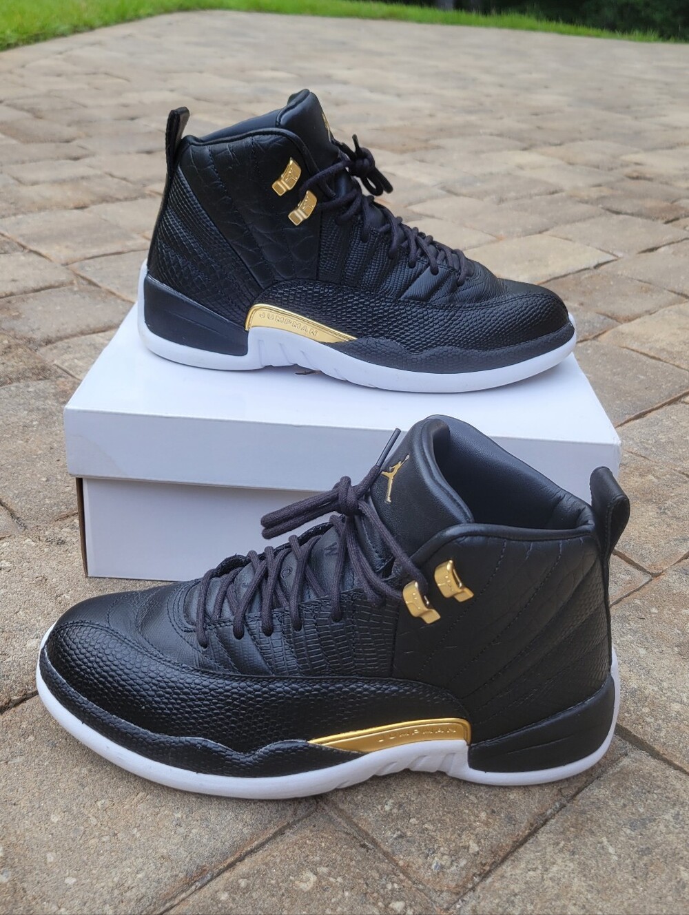 WMNS Jordan 12 Retro 'Black Metallic Gold'